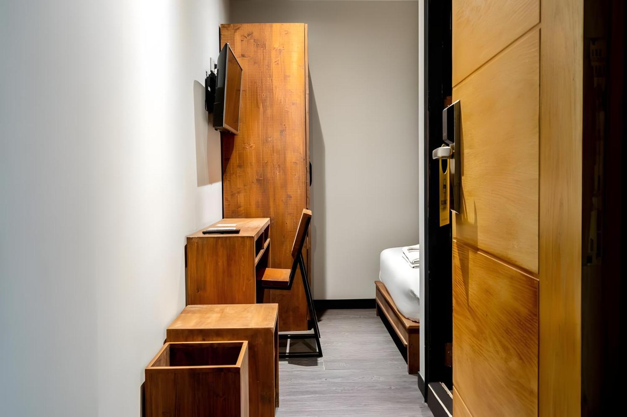 Go Inn Sukhumvit Soi 20 Bts Asok Bangkok Esterno foto